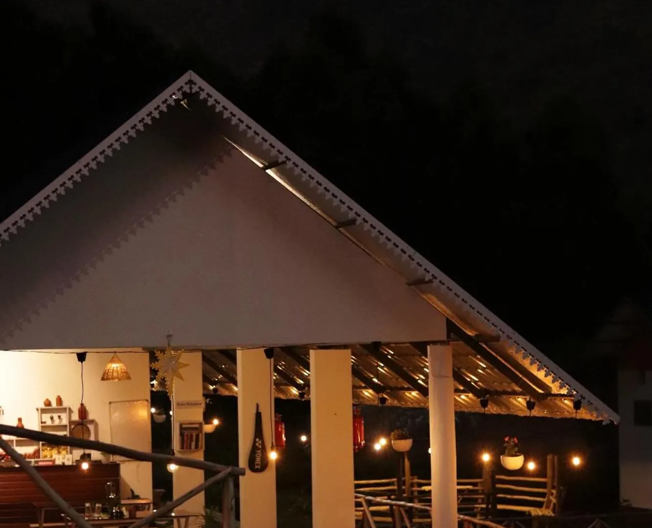 Happy Holidays Kanthalloor Hotel India